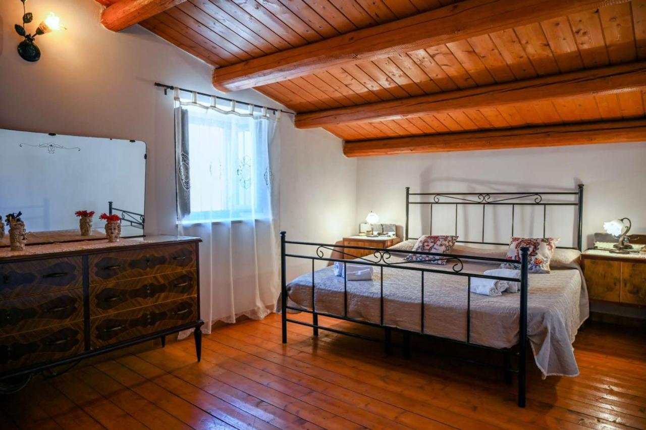 Casa Acqua Veccia Villa โนโต ภายนอก รูปภาพ